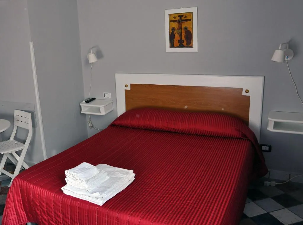 Room, Firenze 32, Naples