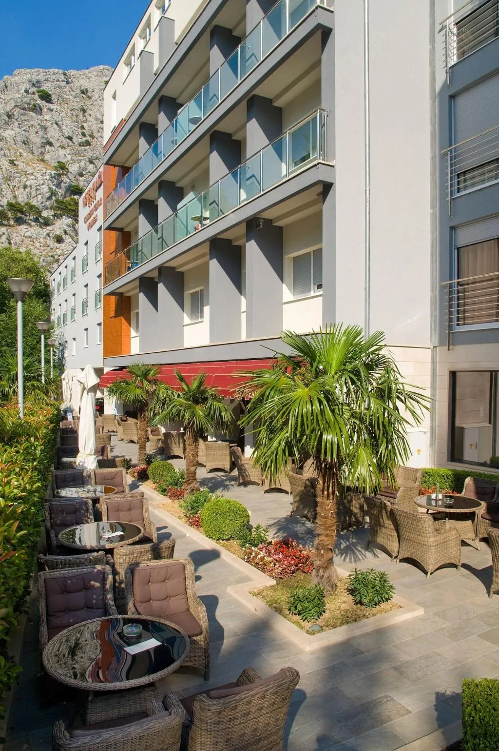 Bar, Plaza Omis, Split