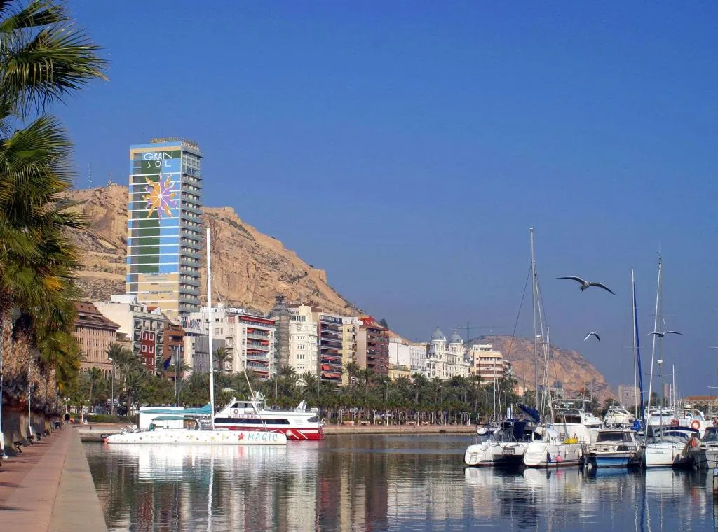 Sports and Entertainment, Hotel Alicante Gran Sol Affiliated by Melia, Costa Blanca