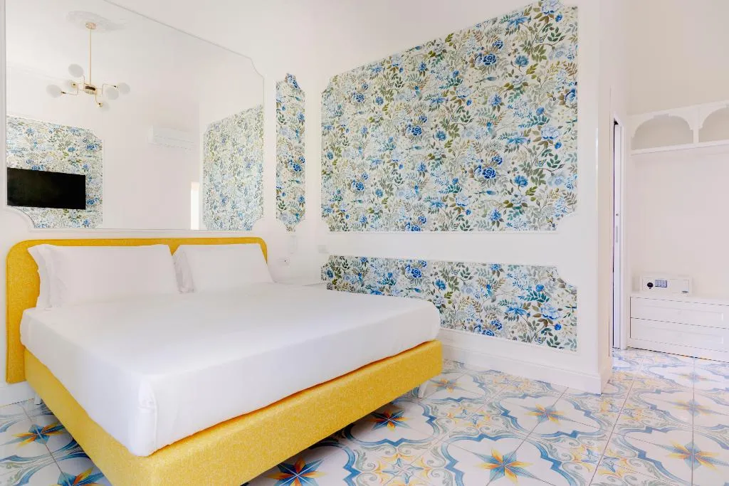 Room, Relais Correale Rooms&Garden, Naples
