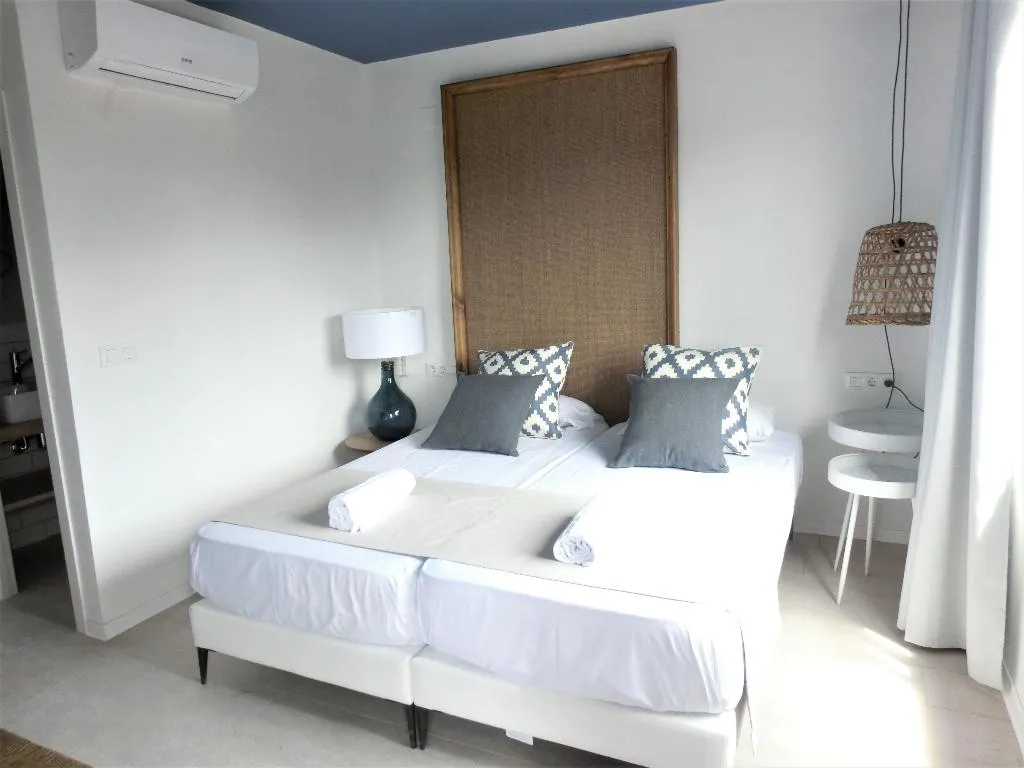 Double or Twin STANDARD Room, You&Co.Saler Beach Boutique, Valencia