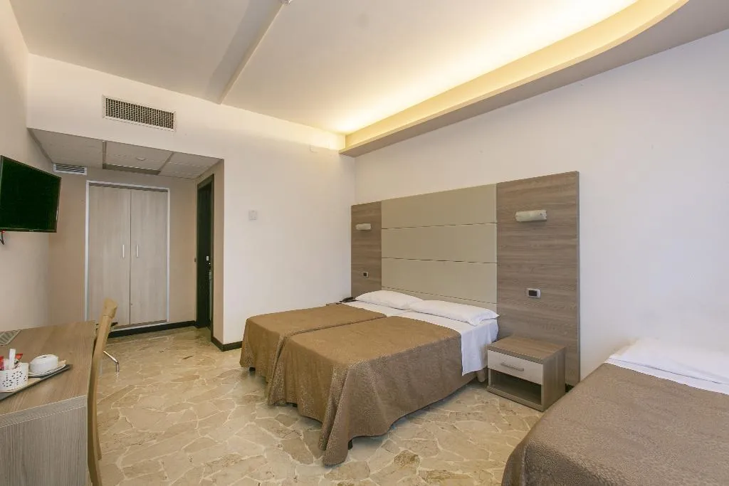 General view, Hotel Boomerang, Rome