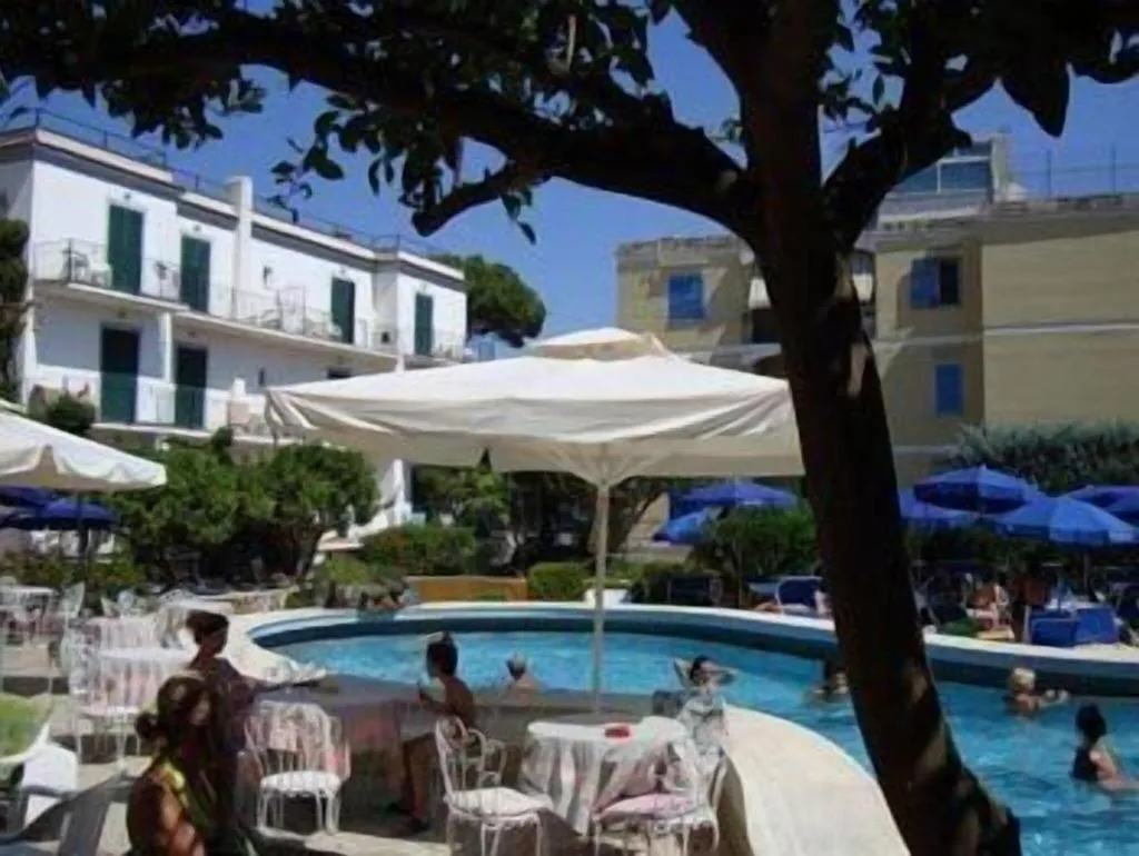 Pool, Royal Terme, Naples