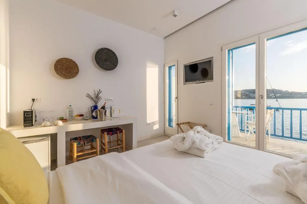 Room, Bluetopia Suites, Mykonos
