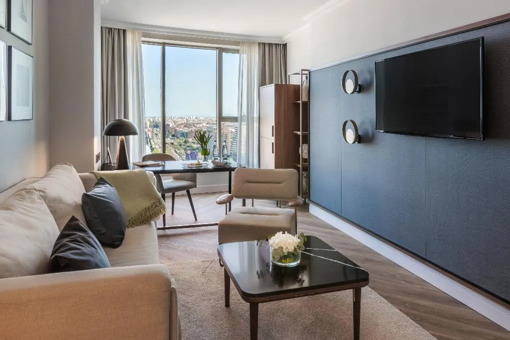 SUITE CONNECTING ROOM Room, Melia Valencia, Valencia
