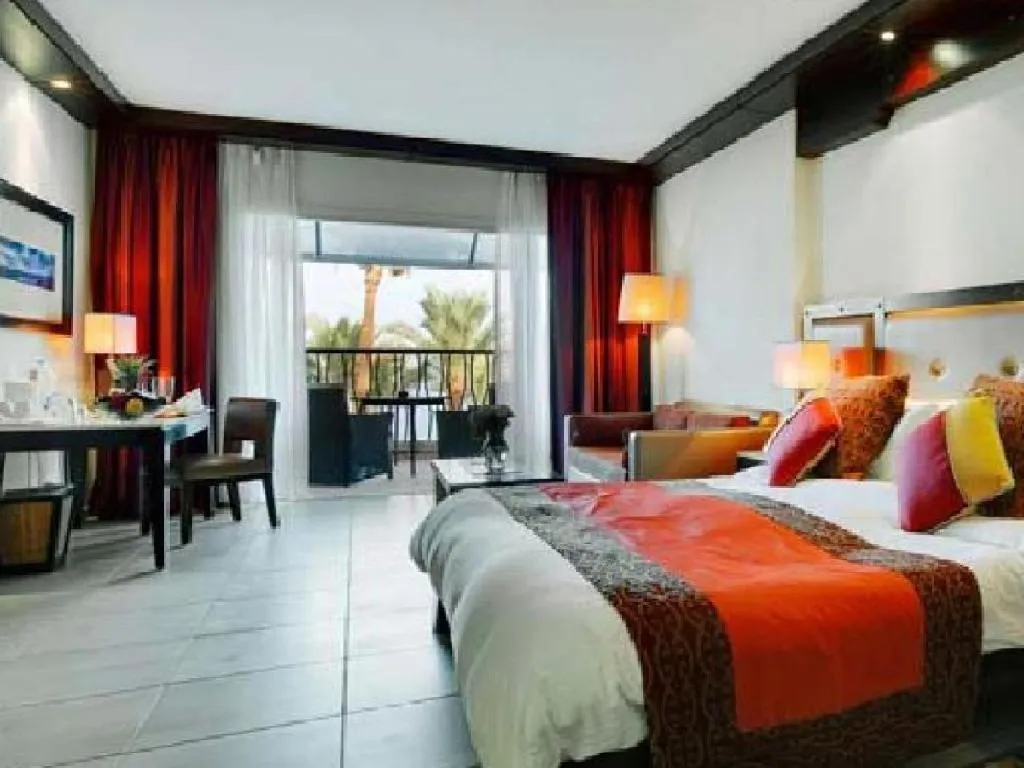 SUITE CLUB Room, Grand Rotana Resort & Spa, Red Sea Riviera