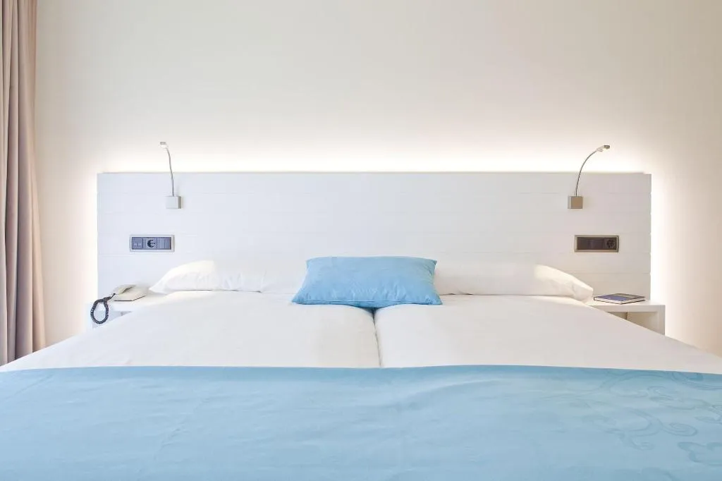 Room, La Terrassa, Costa Brava