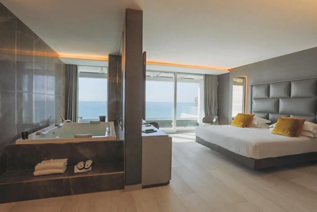 Room, Resort Tre Fontane, Naples