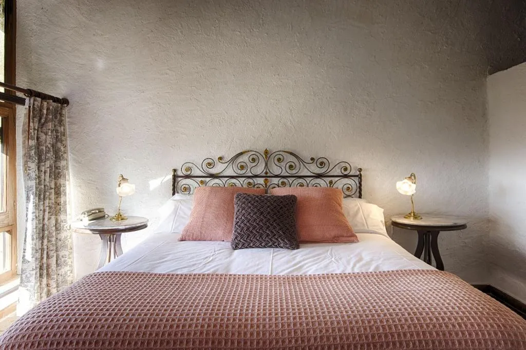 Room, Masia Can Pou, Costa Brava