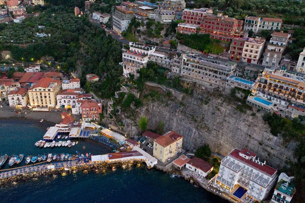 General view, Hotel Admiral, Naples
