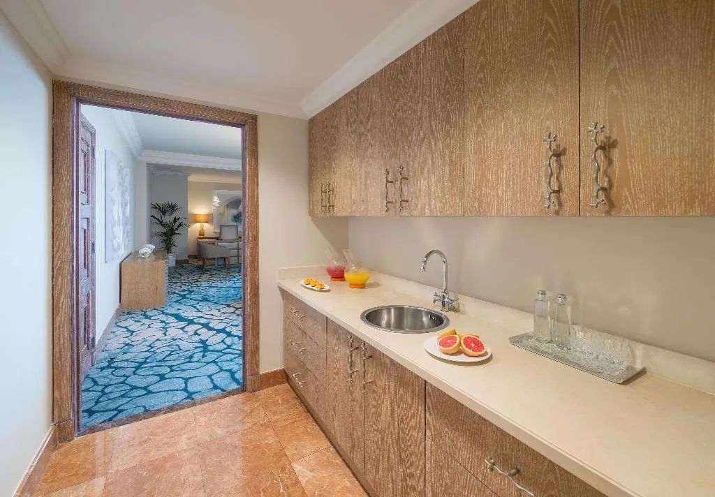 SUITE CLUB Room, Atlantis The Palm, Dubai