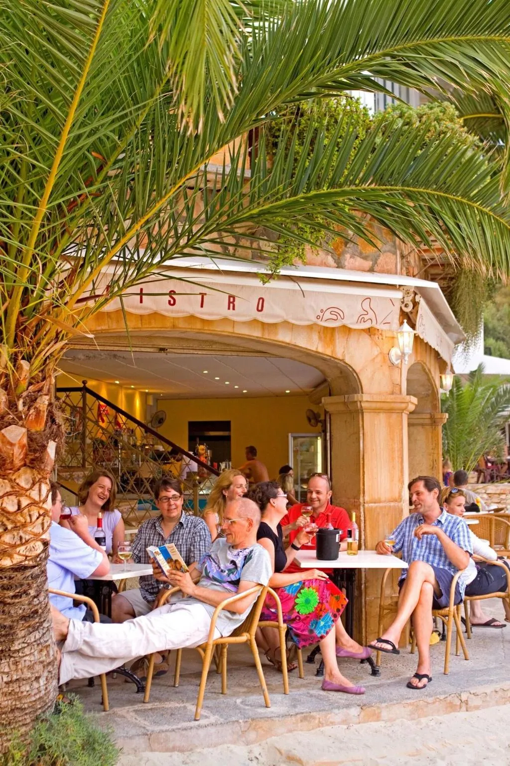 Bar, Hotel Cala Santanyi, Majorca