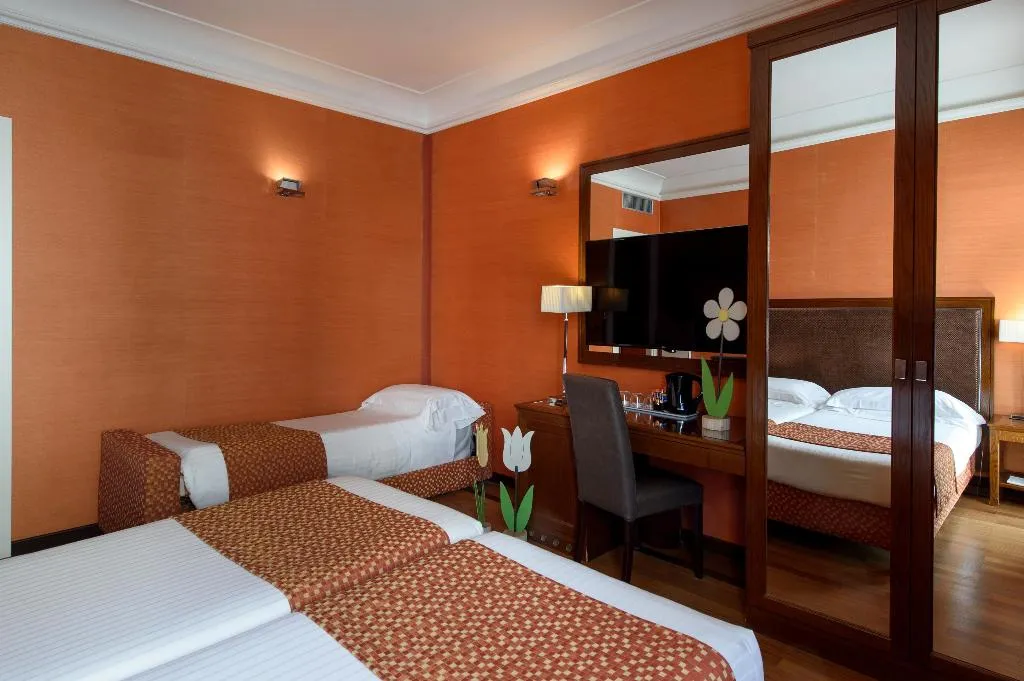TRIPLE COMFORT Room, Grand Hotel Adriatico, Florence