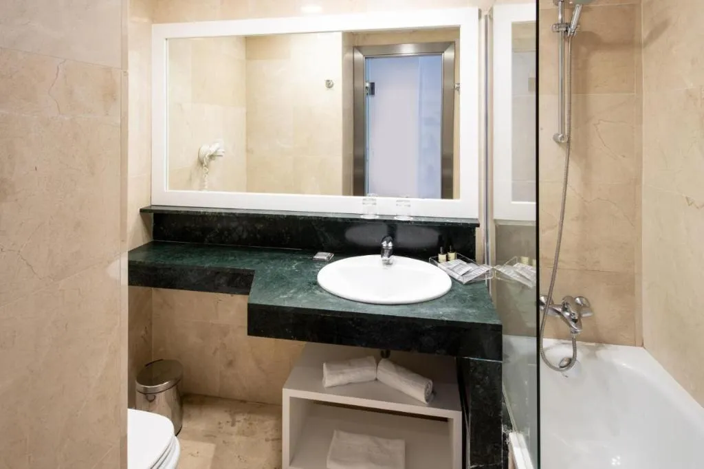 Double or Twin STANDARD Room, Catalonia Bristol, Barcelona