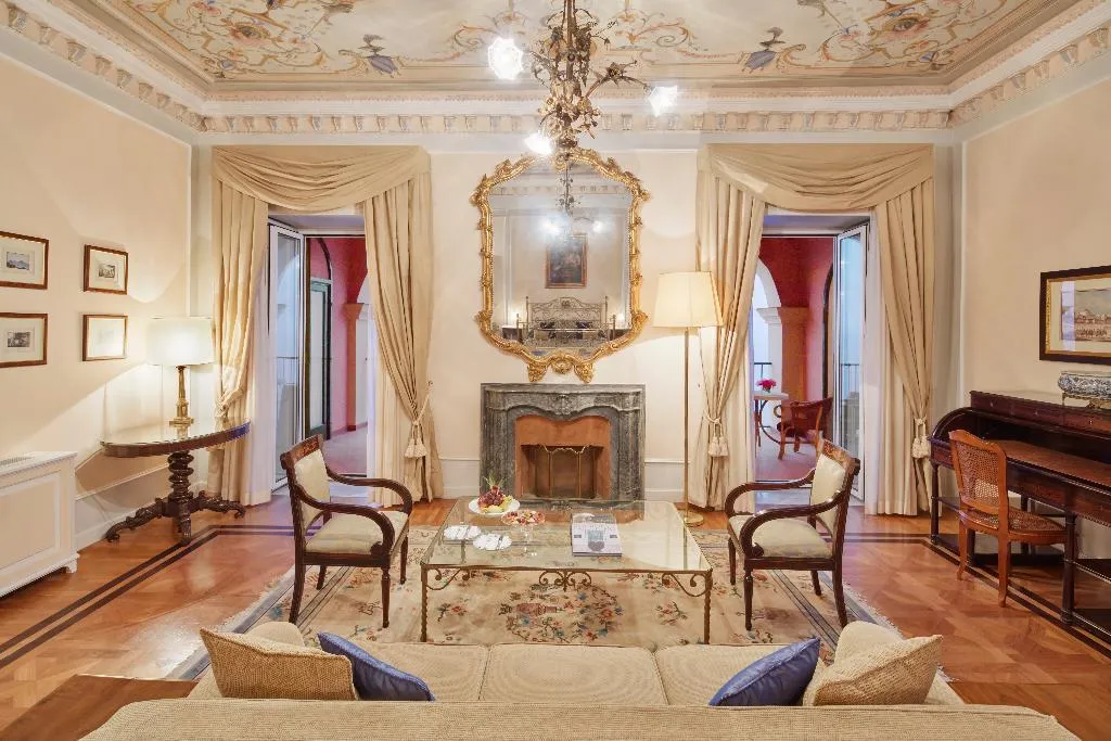 SUITE STANDARD Room, Grand Hotel Excelsior Vittoria Spa, Naples