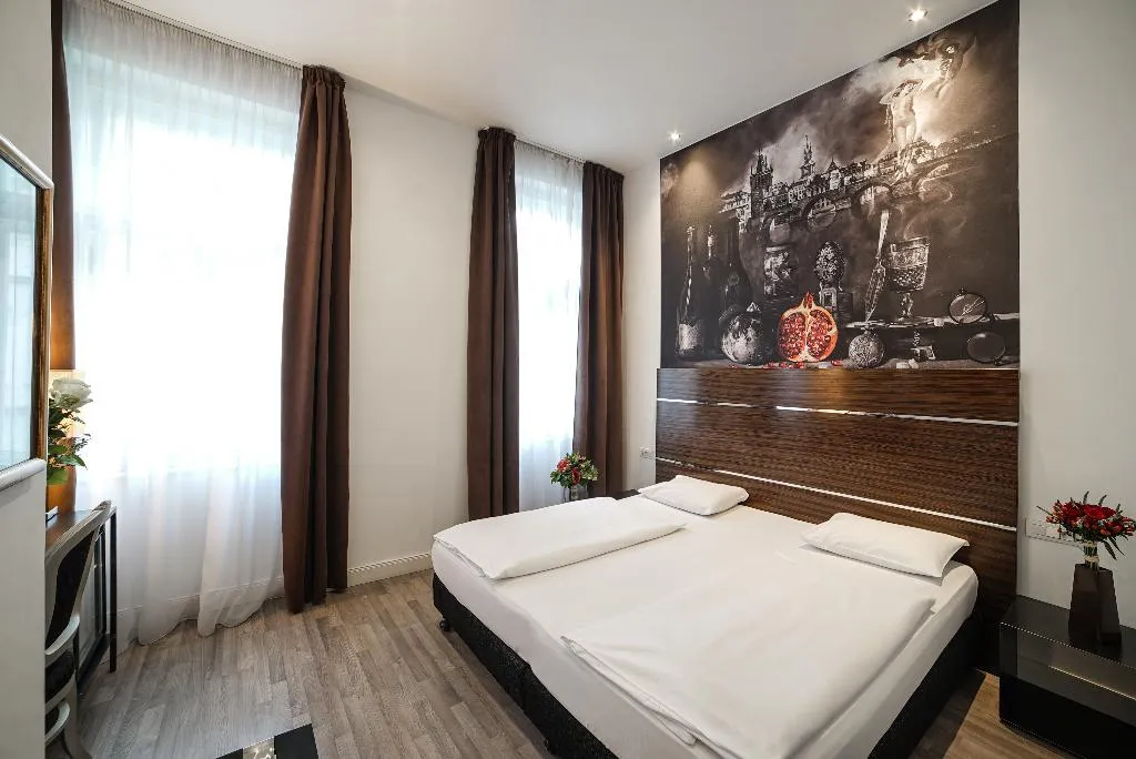 Double or Twin STANDARD Room, Assenzio Prague, Prague