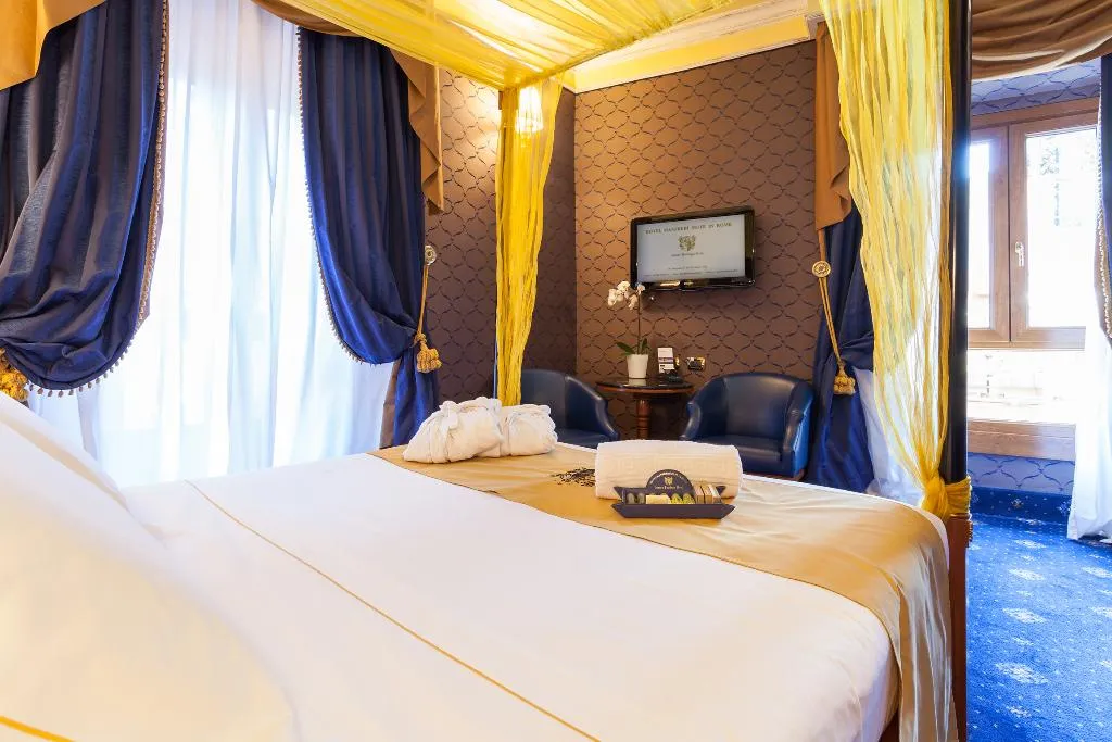 DOUBLE SUPERIOR Room, Hotel Manfredi Suite In Rome, Rome