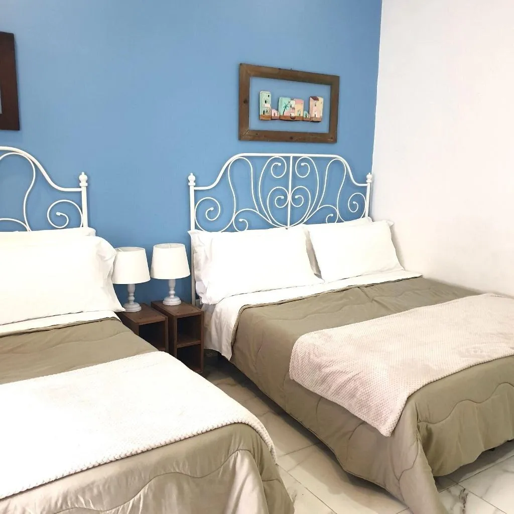Room, La Locanda Dell Arte, Naples