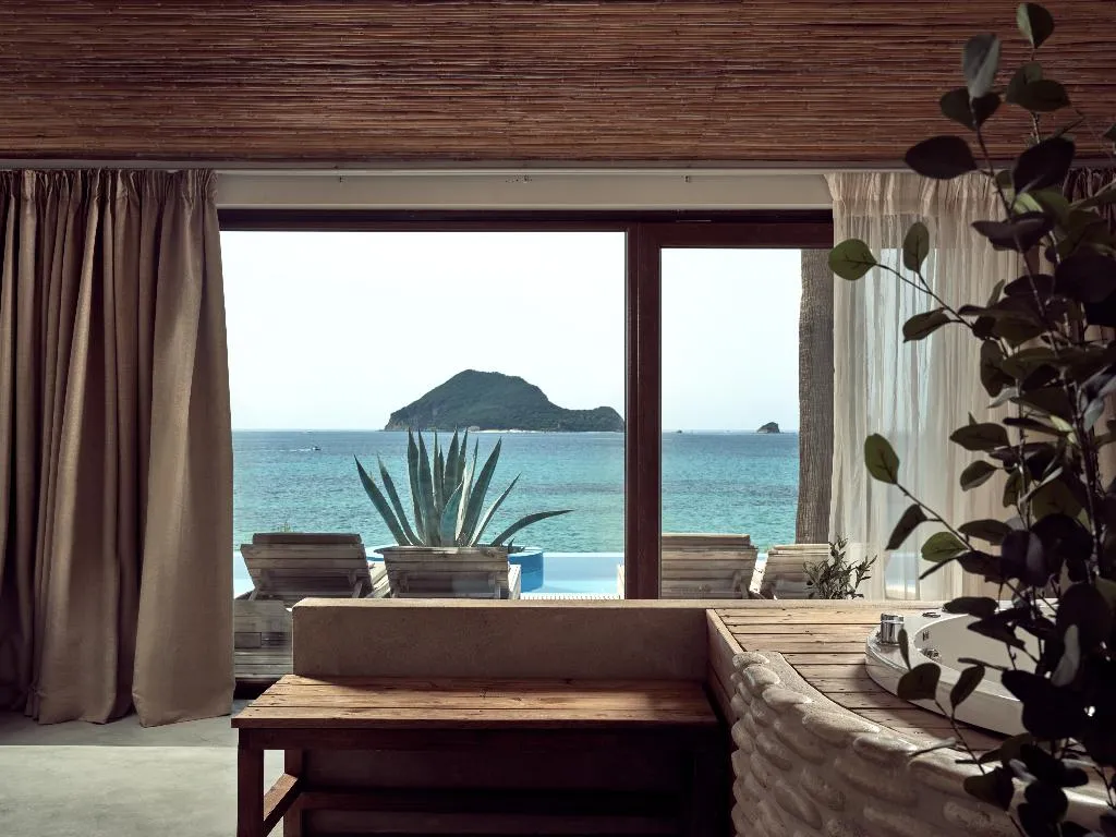 JUNIOR SUITE STANDARD Room, Gloria Maris Hotel Suites & Villas, Zante