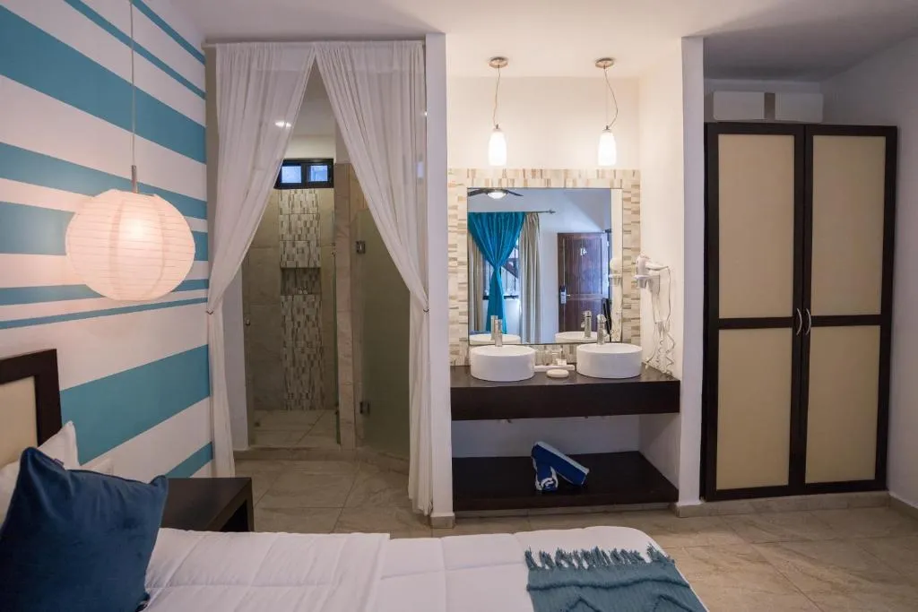 SUITE KING SIZE BED Room, Posada Mariposa Boutique Hotel, Playa Del Carmen