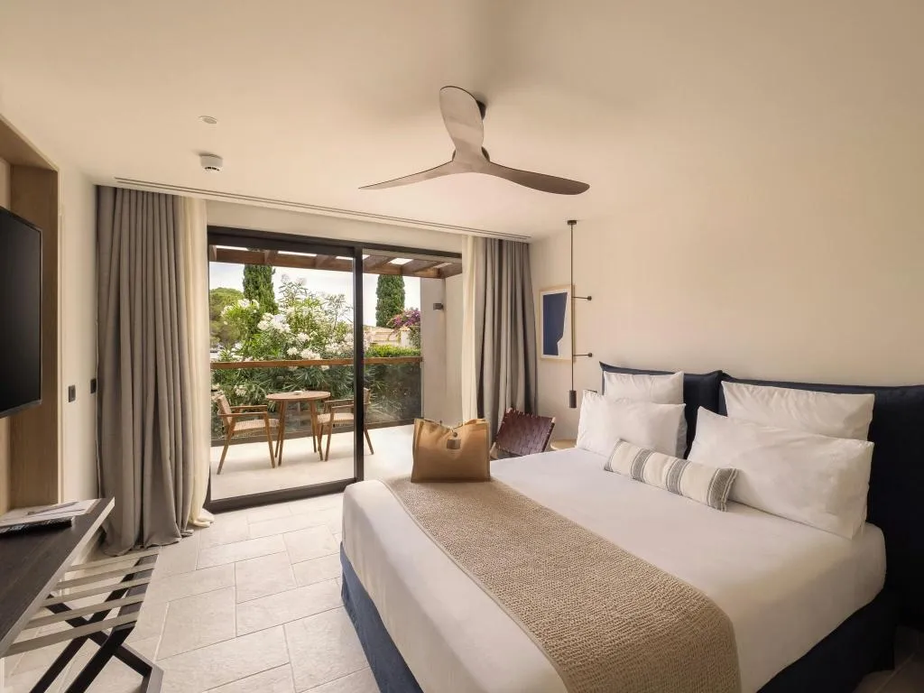 DOUBLE CLUB KING BED Room, Hyatt Ziva Corfu, Corfu