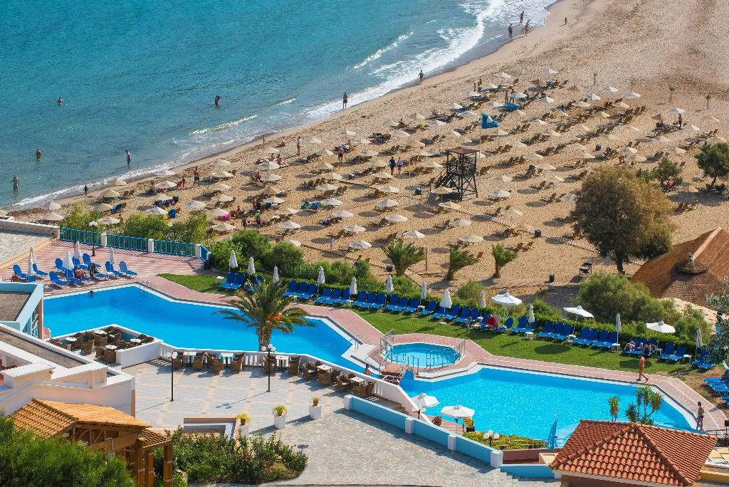 Pool, Fodele Beach, Crete