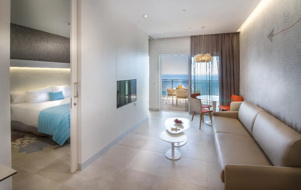 JUNIOR SUITE SEA VIEW Room, ESTIMAR Calpe Suitopia, Costa Blanca