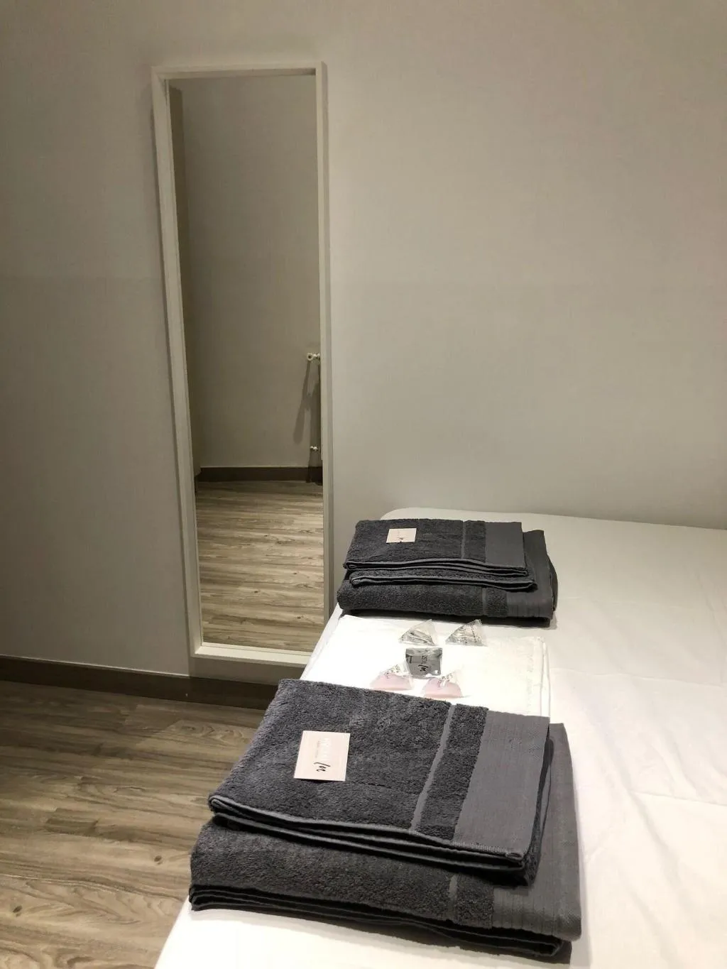 Room, Hostalin Madrid Atocha, Madrid