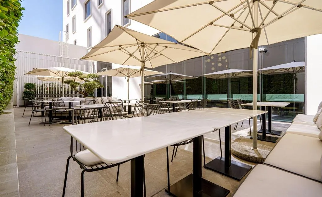 Terrace, Form Hotel Dubai, Dubai