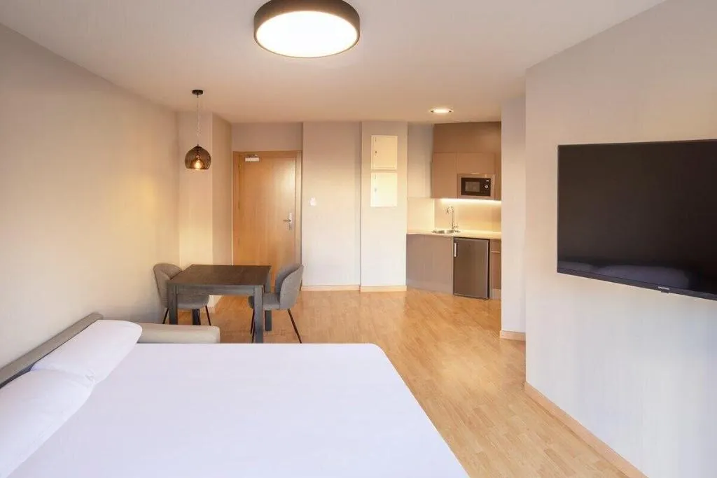 Room, Palau Suites & Apartments, Valencia