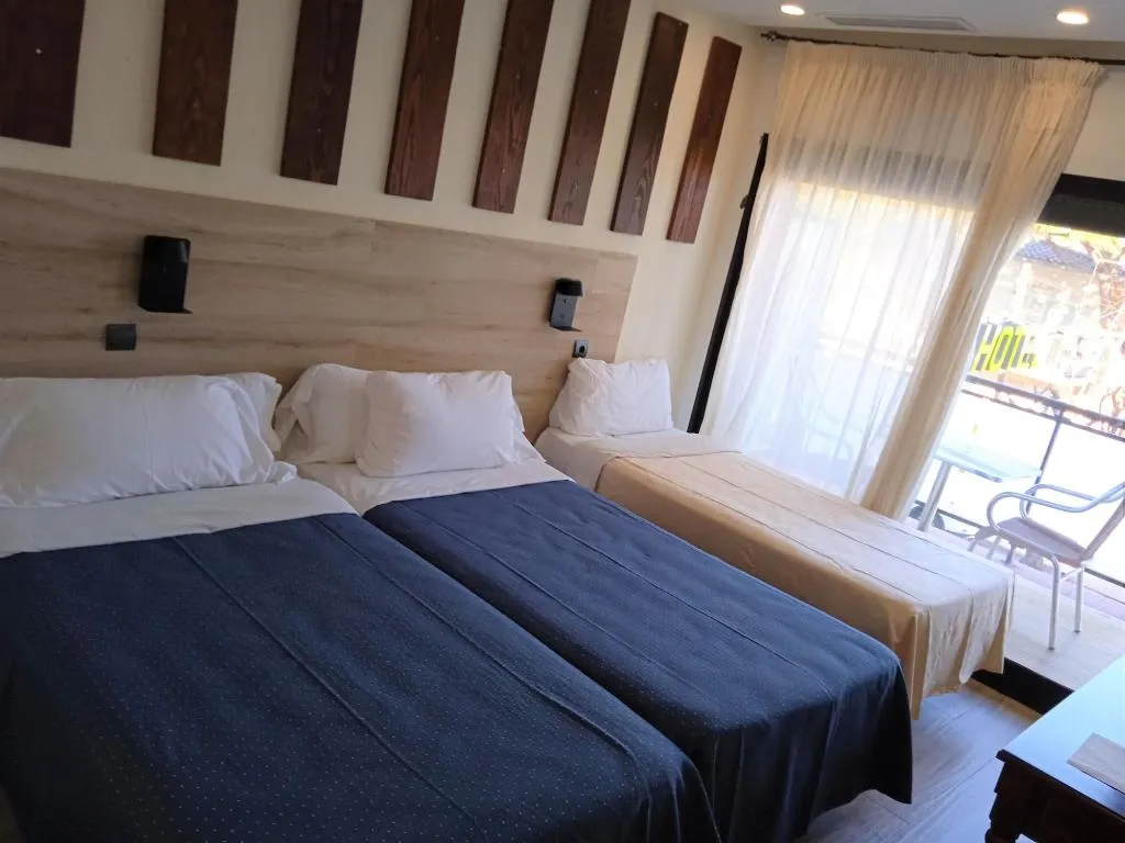Room, Hotel 153, Barcelona