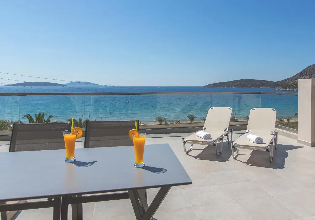 JUNIOR SUITE SEA VIEW Room, Golden Beach, Athens