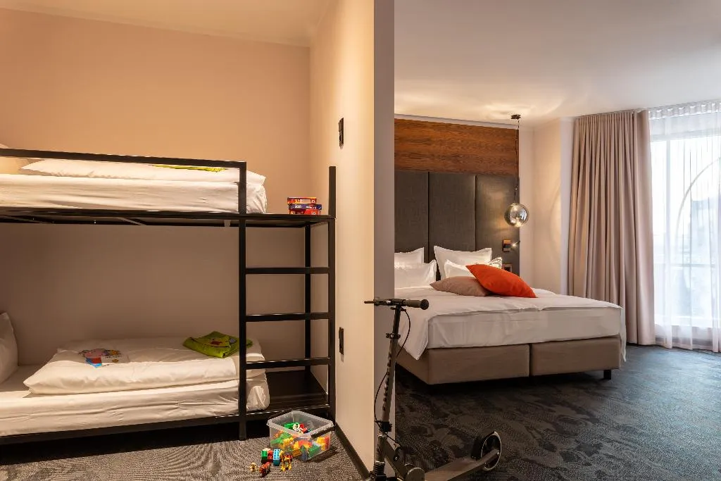 APARTMENT RIVER VIEW Room, Hotel Neuer Fritz Berlin, Berlin