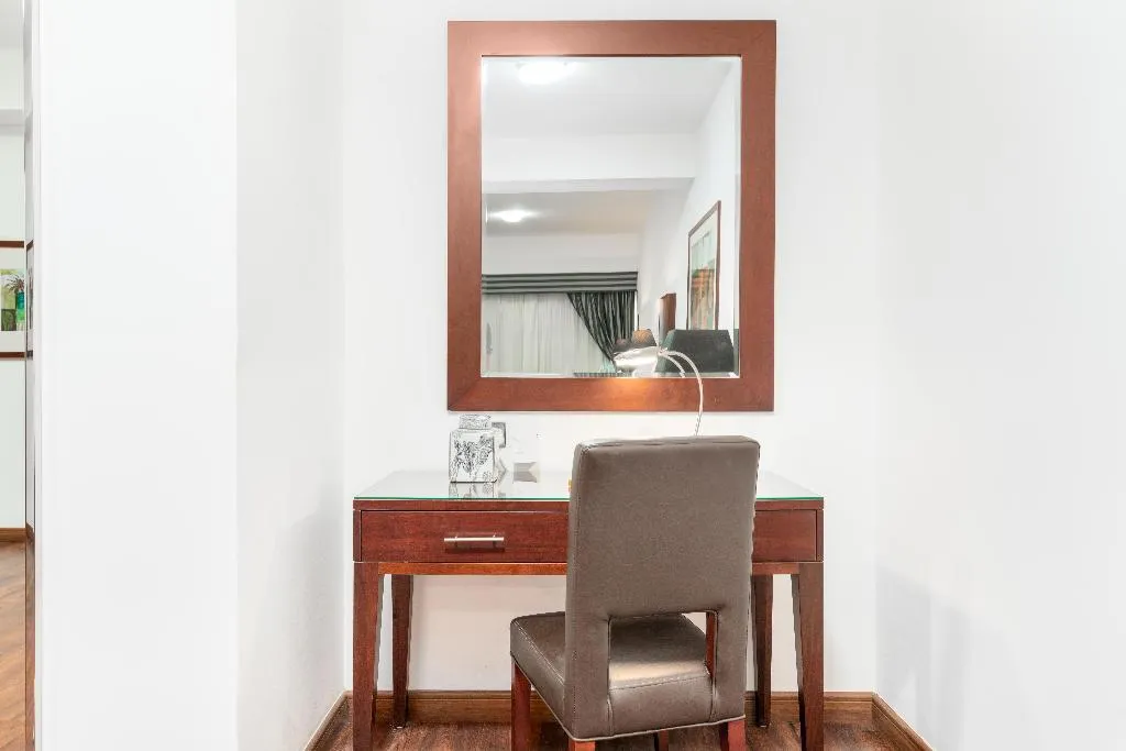 DOUBLE PREMIUM Room, Golden Sands Hotel & Residences, Dubai