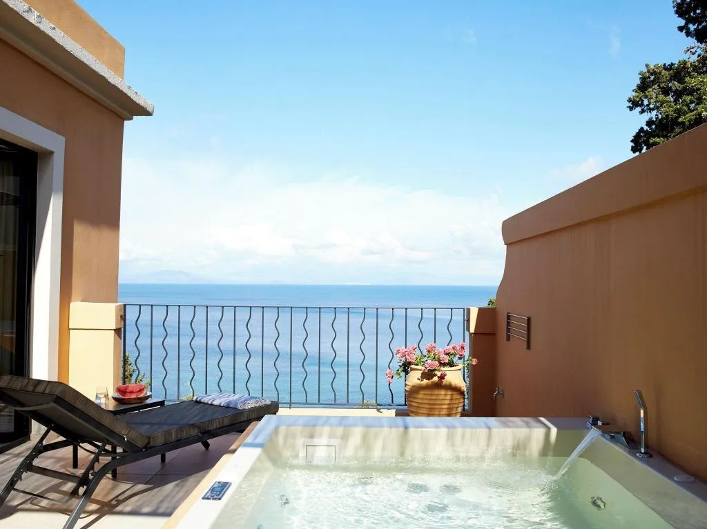 JUNIOR SUITE GRAND Room, Marbella Nido Suite Hotel & Villas, Corfu