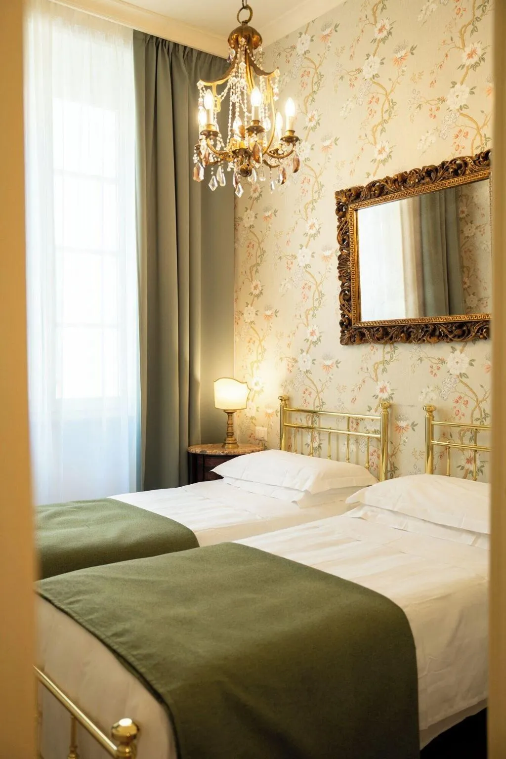FAMILY ROOM WITH DOUBLE BED Room, Pendini, Florence