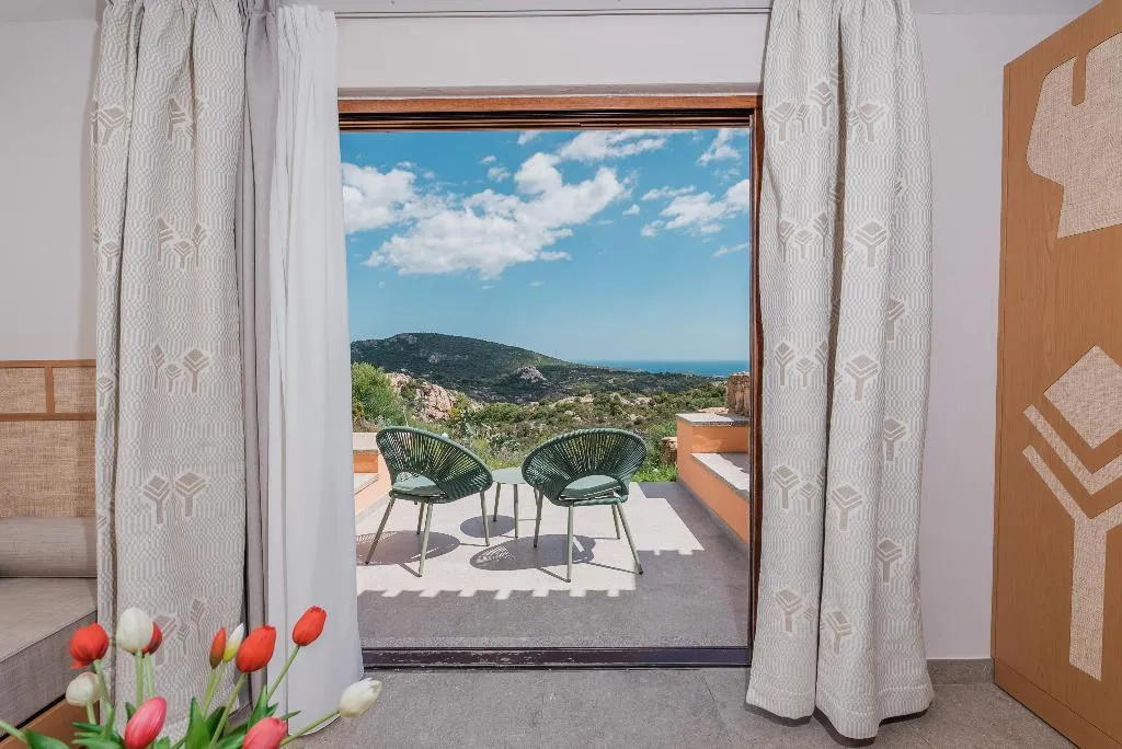 JUNIOR SUITE SUPERIOR SEA VIEW Room, Rocce Sarde, Olbia