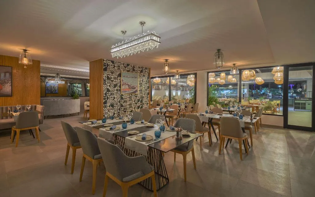 Restaurant, Hilton Skanes Monastir Beach Resort, Tunisia