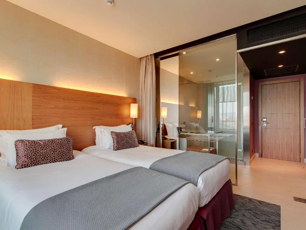 Room, Badalona Tower, Barcelona