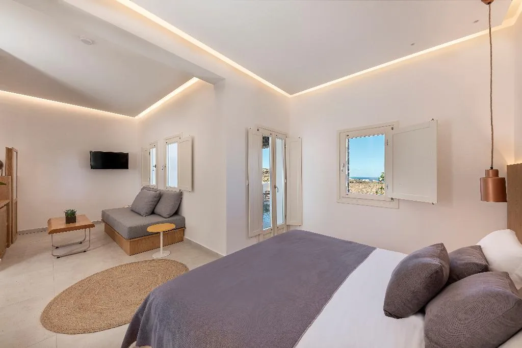 SUITE WITH PRIVATE POOL Room, Secret View Hotel, Santorini