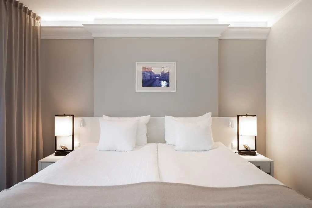 DOUBLE SUPERIOR WITH DOUBLE BED Room, Ibis Styles Tallinn, Tallinn