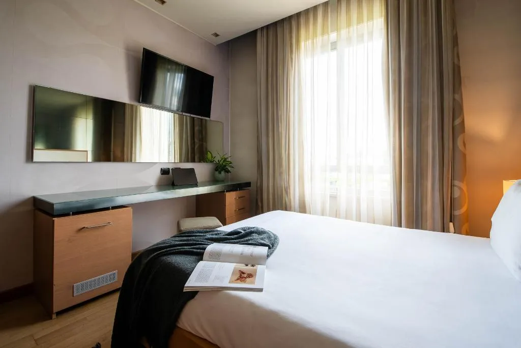 DOUBLE SINGLE USE CLASSIC QUEEN BED Room, Axolute Comfort Hotel - Cantu, Milan