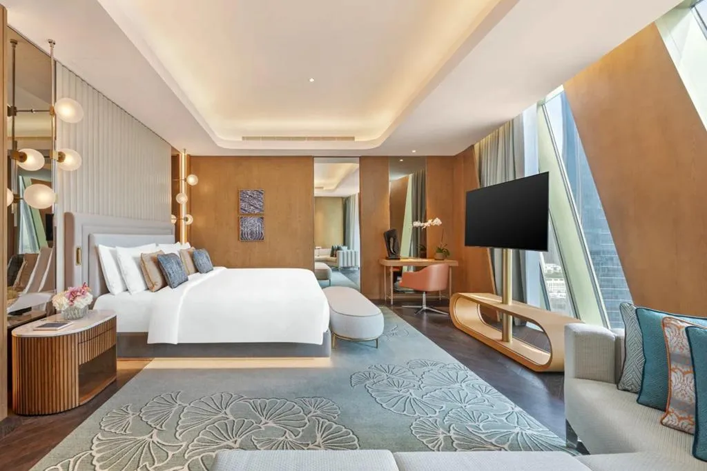 DOUBLE CLUB Room, Mandarin Oriental Downtown, Dubai, Dubai