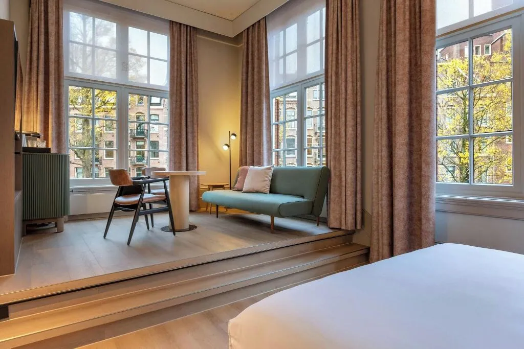 JUNIOR SUITE KING SIZE BED Room, College Hotel Amsterdam, Autograph Collection, Amsterdam