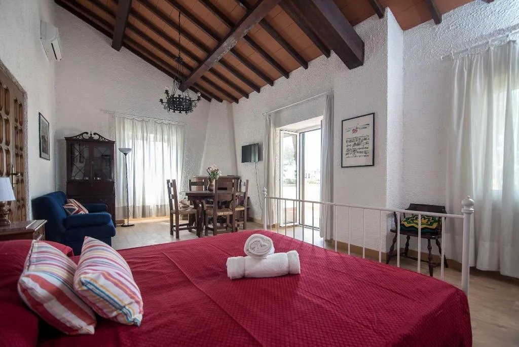 Room, Villa Degli Oleandri, Rome