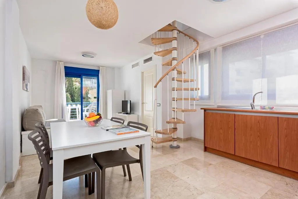 APARTMENT SUPERIOR Room, Benalmádena Playa Good Places, Costa Del Sol