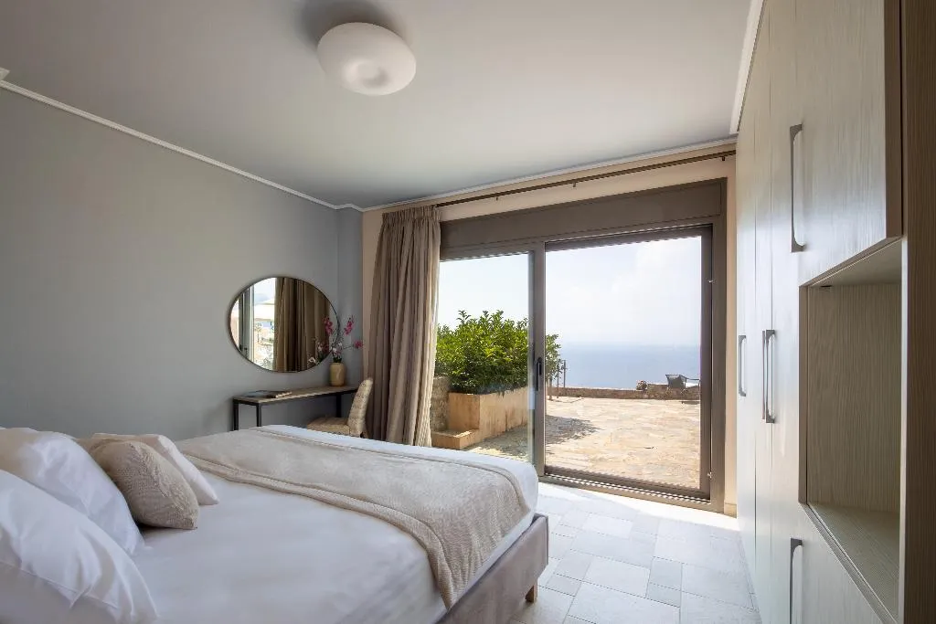 VILLA SEA VIEW WITH PRIVATE POOL Room, Searocks Exclusive Village, Kalamata