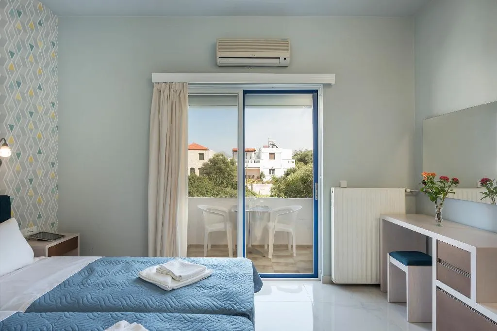 APARTMENT SEA VIEW THREE BEDROOMS Room, Esplanade Apartments, Crete