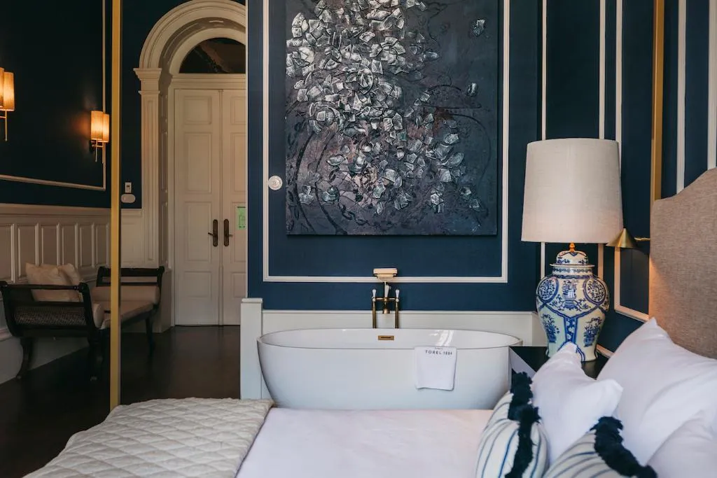 DOUBLE DELUXE Room, Torel 1884 Suites & Apartments, Porto