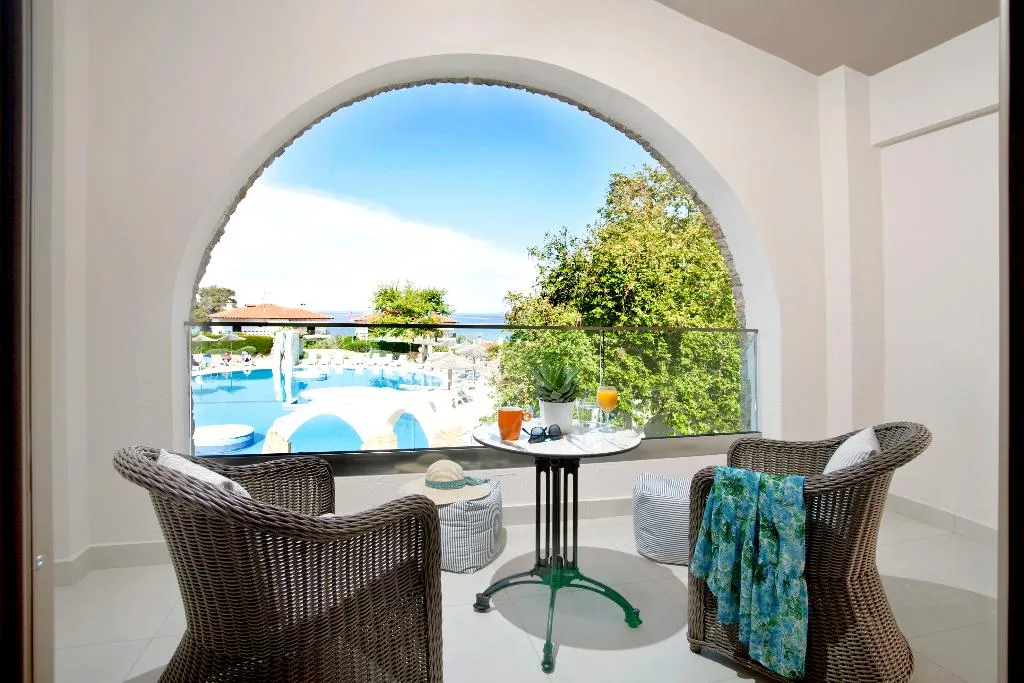 SUITE POOL VIEW Room, Acrotel Athena Pallas & Residence, Halkidiki